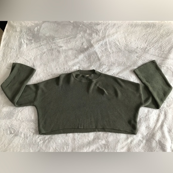 Aritzia Wilfred Flare Sleeve Top - Picture 3 of 7